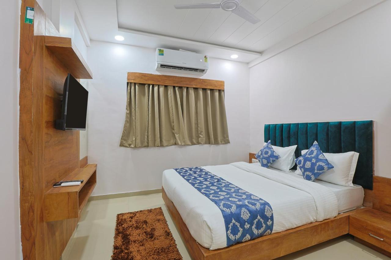 Hotel Monville Group فَدودارا المظهر الخارجي الصورة